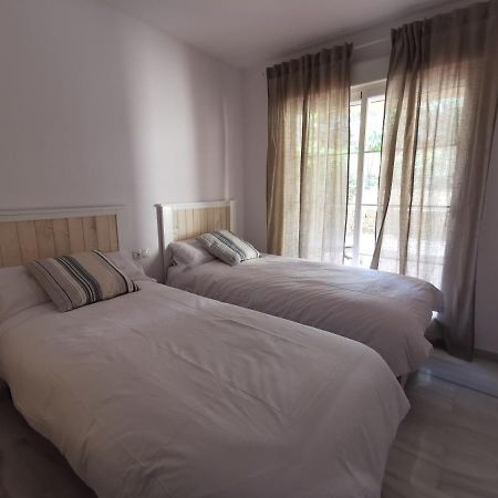 Marbella Junto Al Mar Con Gran Terraza Apartment ภายนอก รูปภาพ